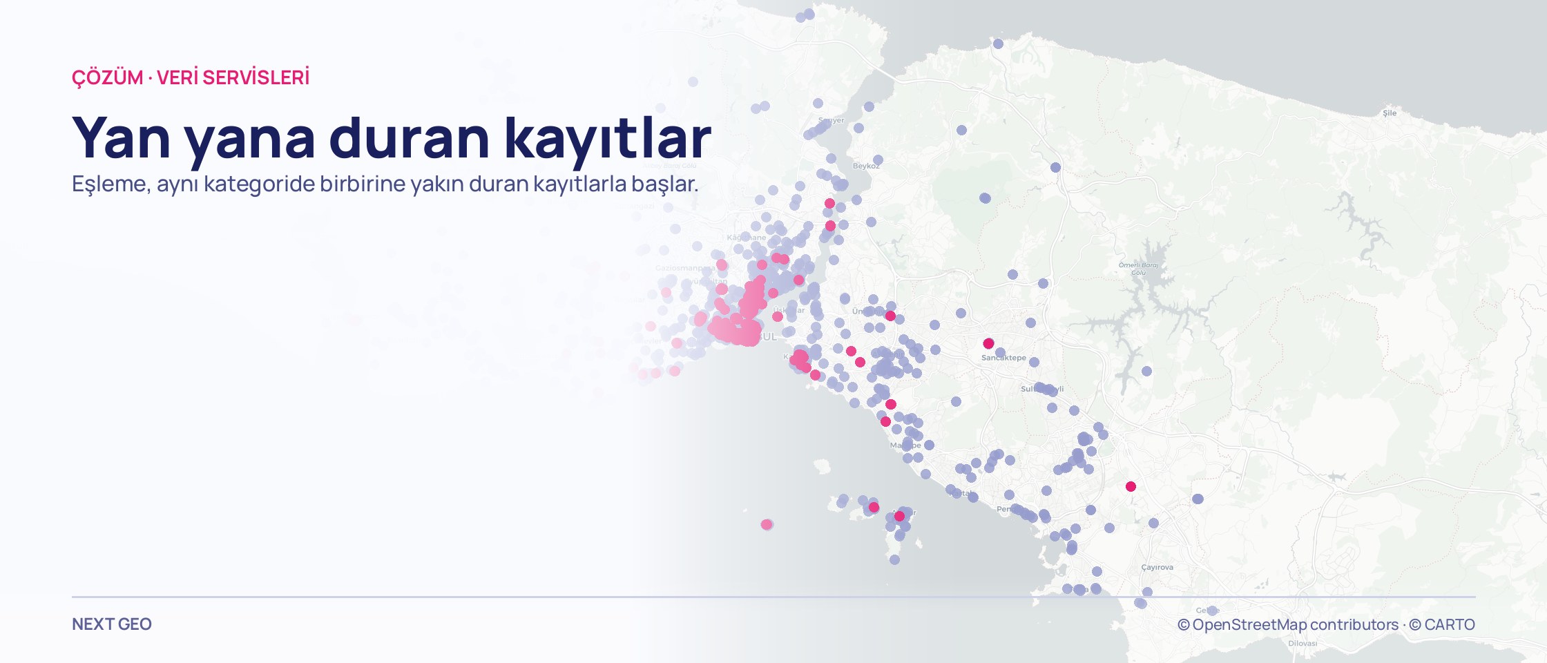 İstanbul haritasında kayıtlar iki renkte: birbirine yakın duranlar pembe, tek başına duranlar soluk mor; pembeler tarihî yarımada ve Beyoğlu'nda kümeleniyor.